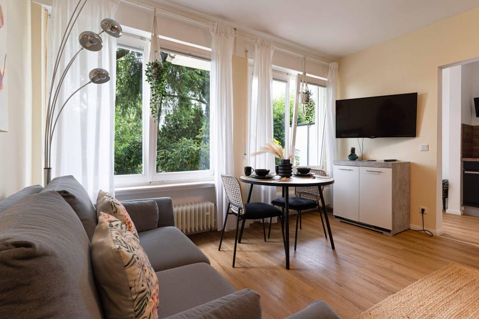 LITZI Apartment- Kostenloser Parkplatz & Privater Eingang Apartment in Baden-Baden