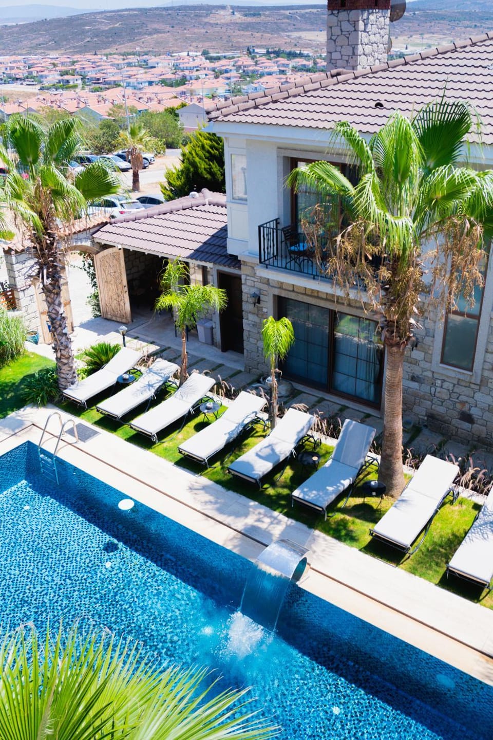 Day, City view, Swimming pool, sunbed