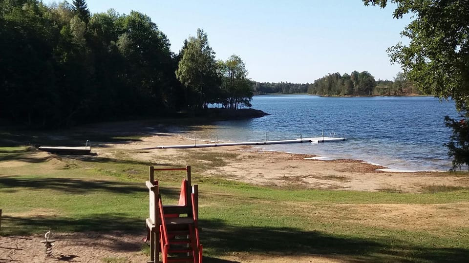 Furusjöns Cottage Nature lodge in Västra Götaland County