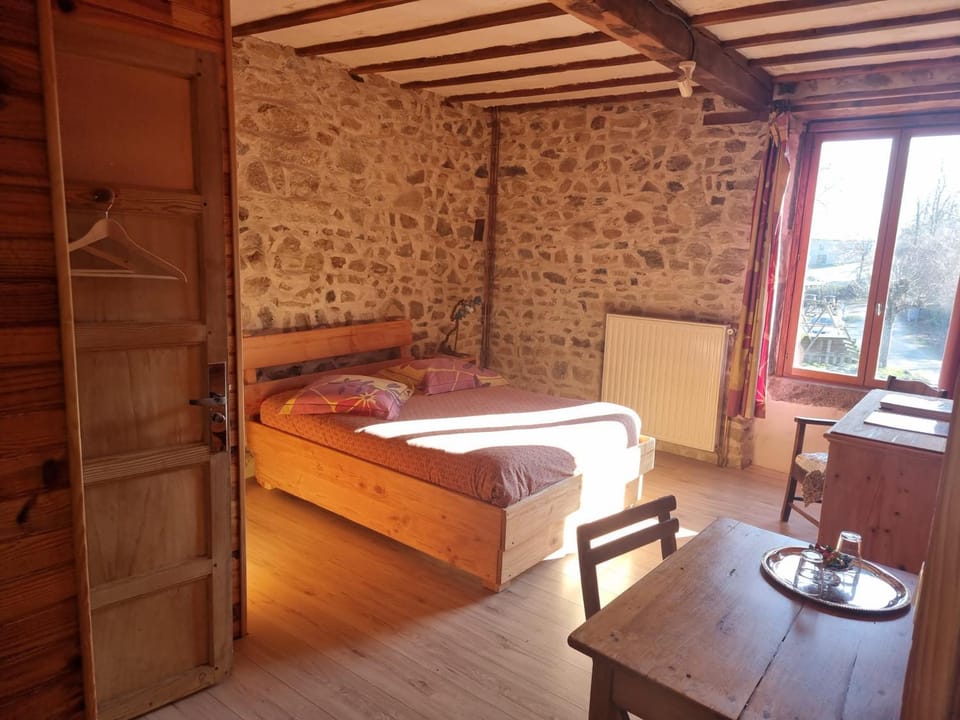 Chambres et Table d'hôtes Il Fut Un Temps... Bed and Breakfast in Auvergne-Rhône-Alpes