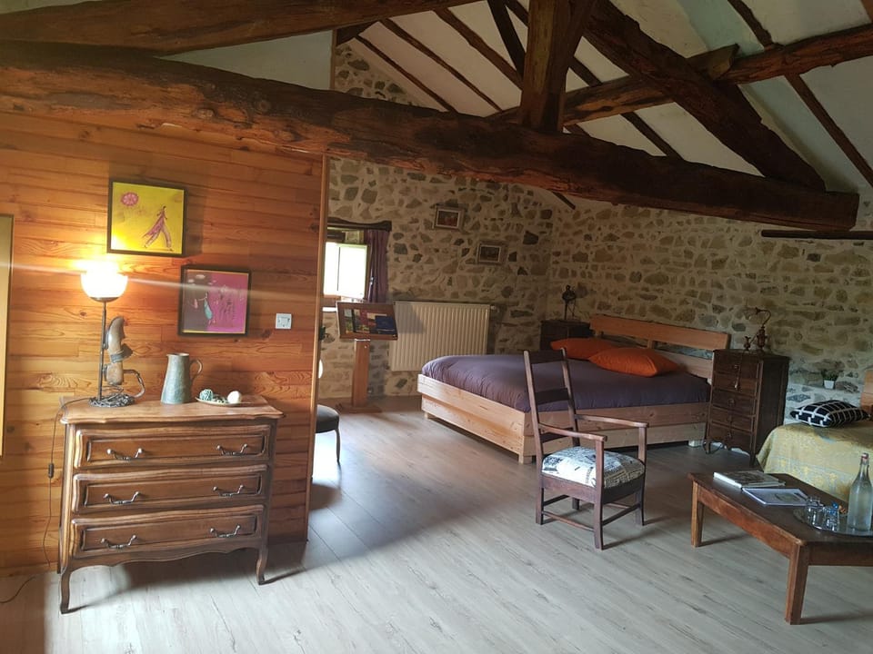 Chambres et Table d'hôtes Il Fut Un Temps... Bed and Breakfast in Auvergne-Rhône-Alpes