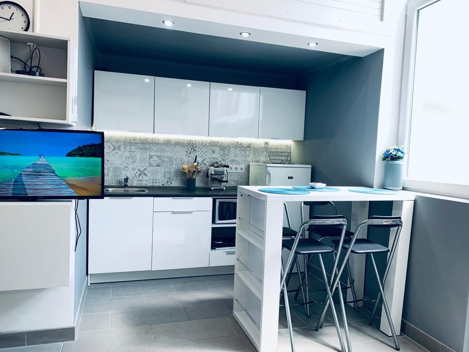 TV and multimedia, Kitchen or kitchenette, Dining area