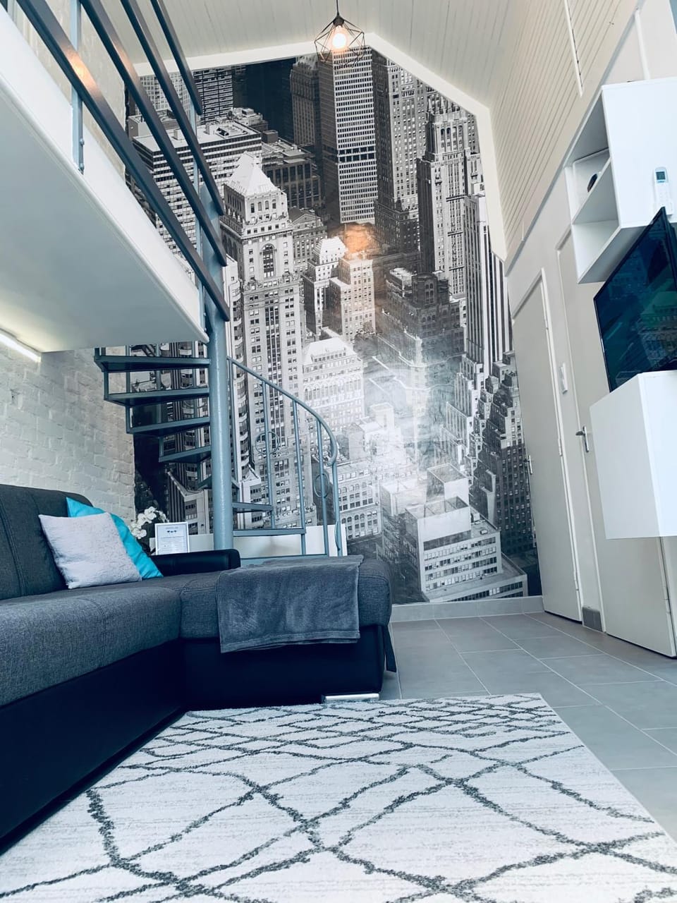 Communal lounge/ TV room, Living room