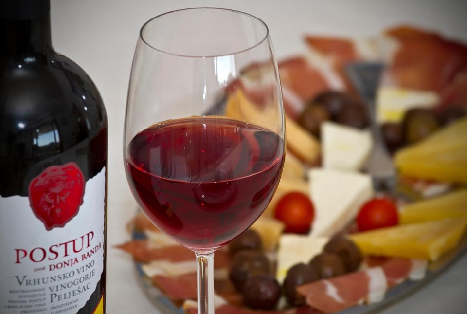 Decorative detail, Dining area