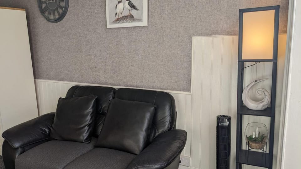 Croyland Guest House Bed and Breakfast in Wales