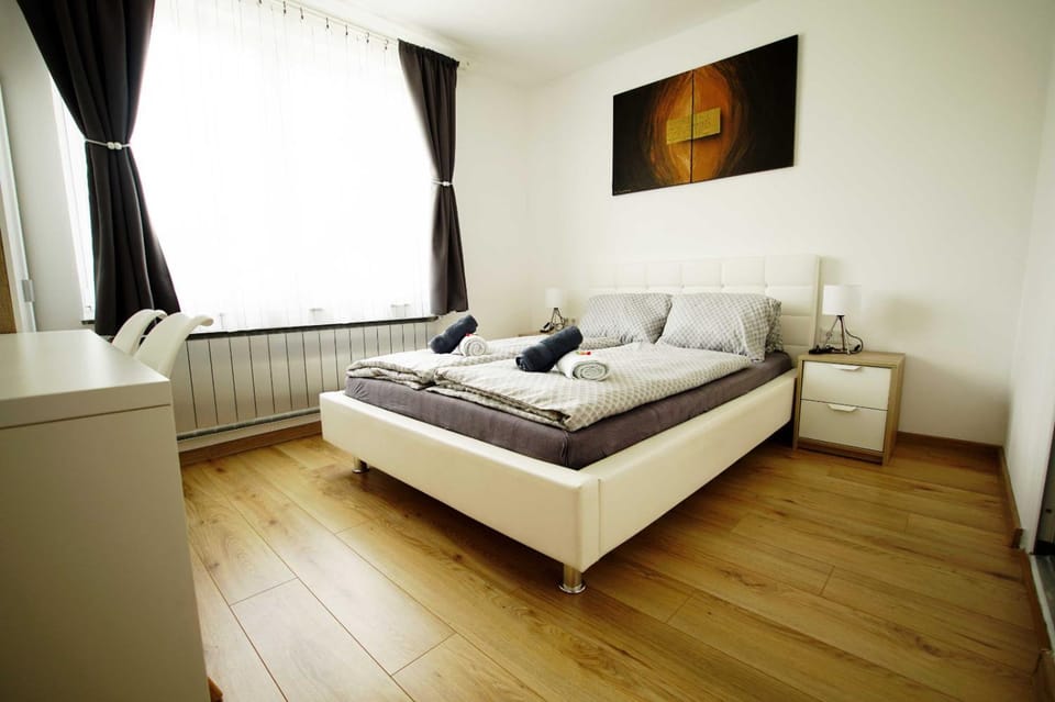 " Haus am Golfplatz" private Unterkunft Apartment in Styria