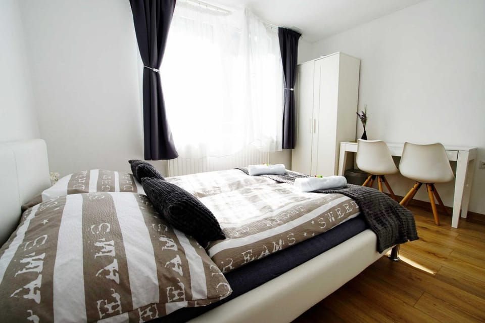 " Haus am Golfplatz" private Unterkunft Apartment in Styria