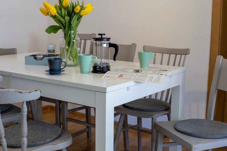 Decorative detail, Dining area