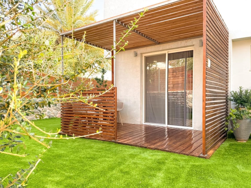 Property building, Garden