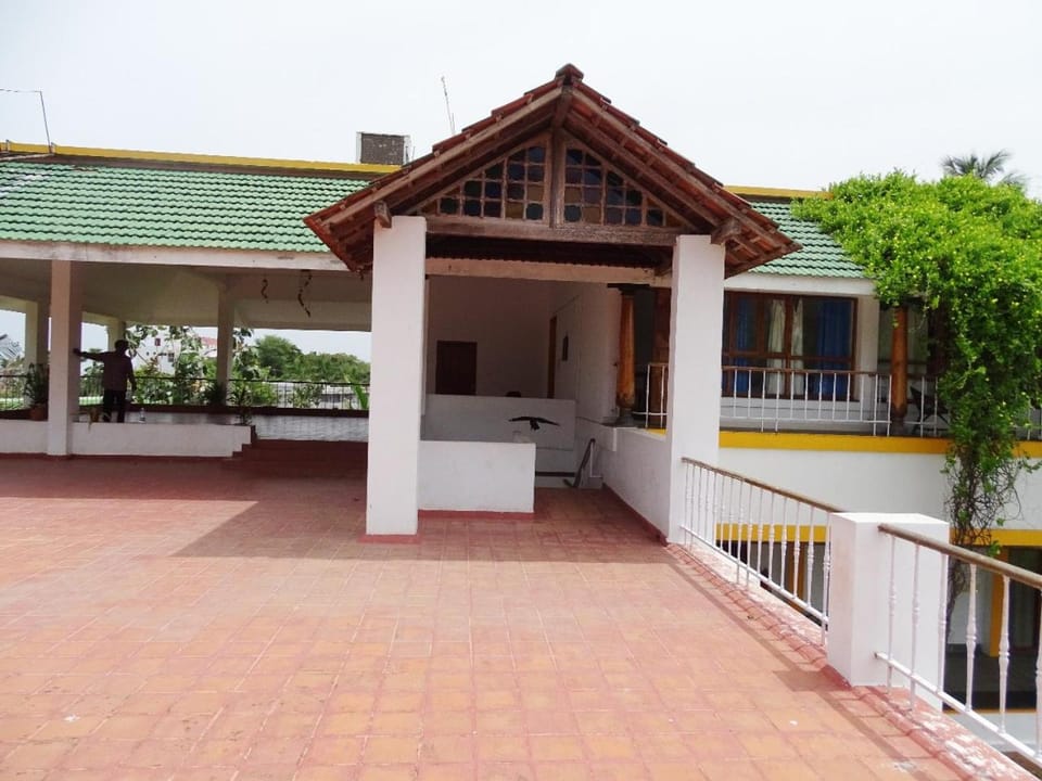 Property building, Balcony/Terrace