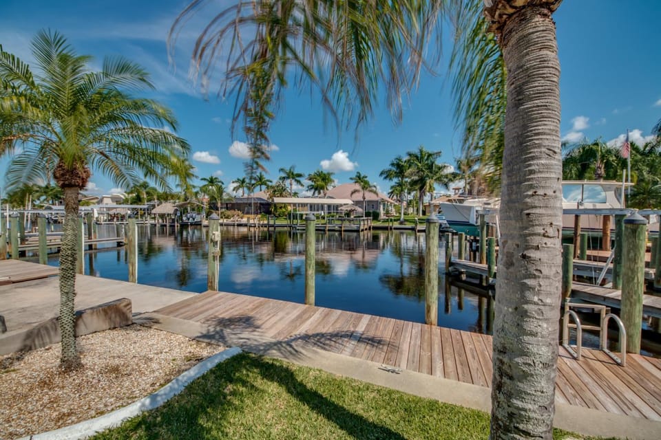 Villa Blue Sky, Cape Coral House in Cape Coral