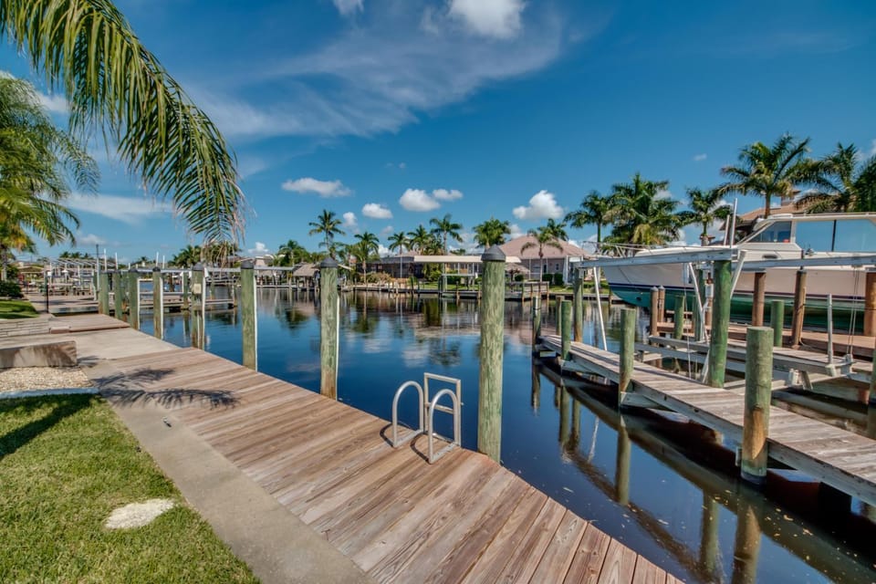 Villa Blue Sky, Cape Coral House in Cape Coral
