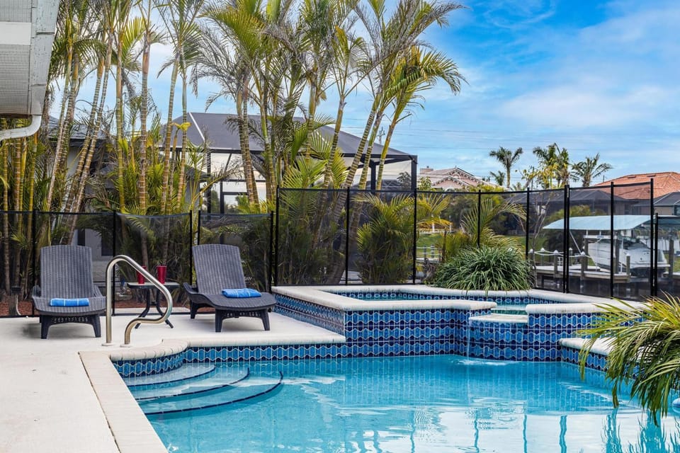 Villa Dantasy, Cape Coral House in Cape Coral
