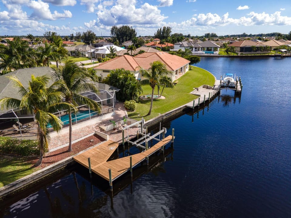Villa Serendipity, Cape Coral House in Cape Coral