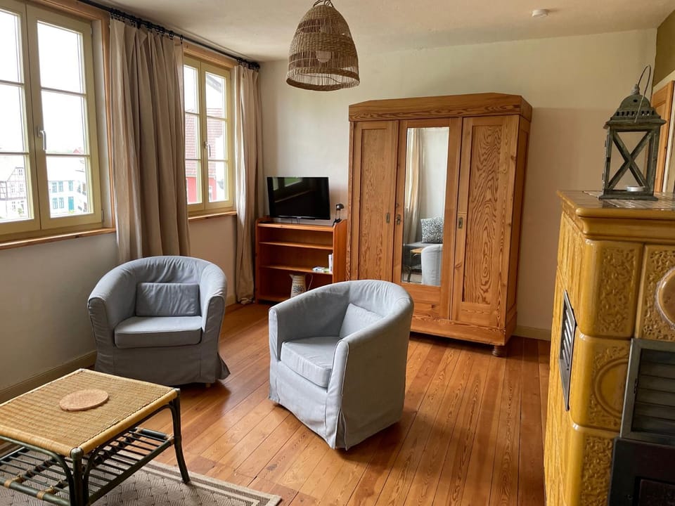 Living room, Seating area, wardrobe