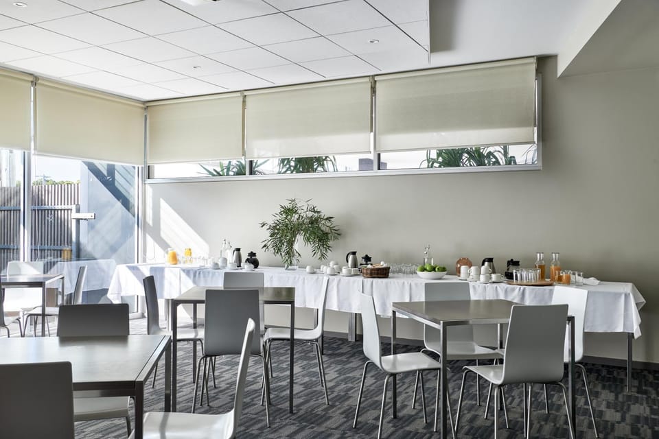 Dining area, Meeting/conference room