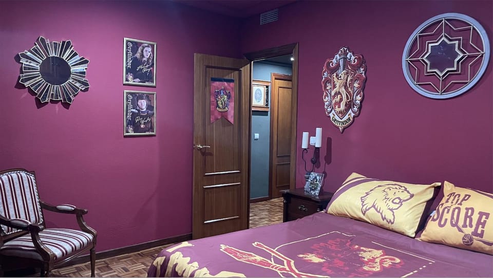Bed, Photo of the whole room, Bedroom, wardrobe