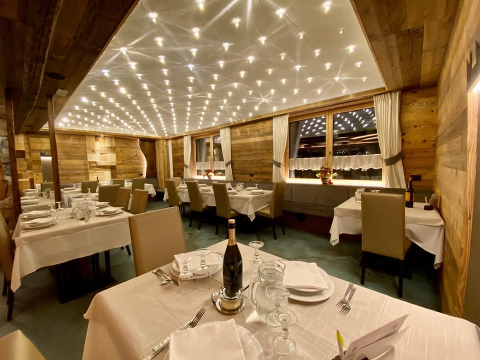 Hotel Laurino Hotel in Pozza di Fassa