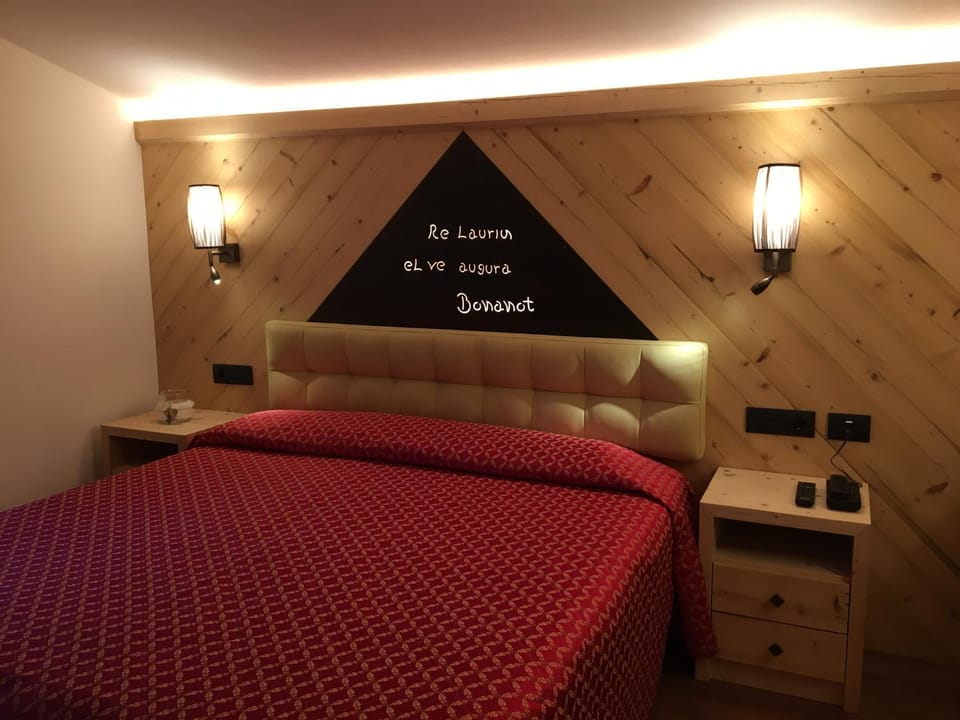 Hotel Laurino Hotel in Pozza di Fassa