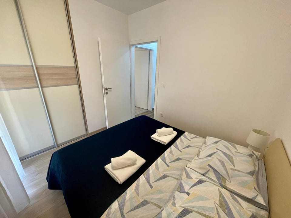 Apartments Dona Apartment in Cres