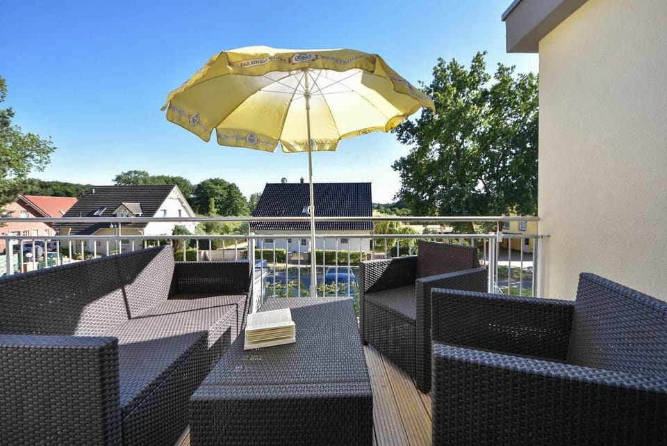 View (from property/room), Balcony/Terrace