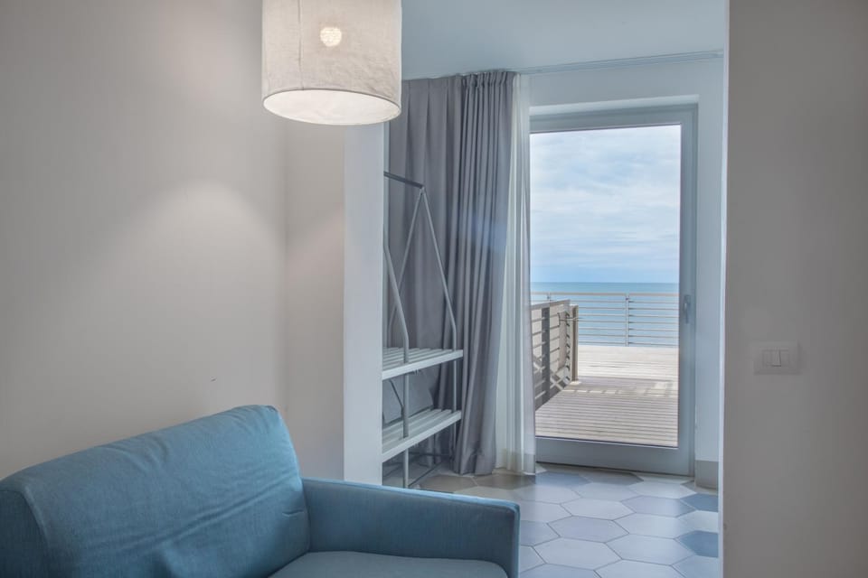 Balcony/Terrace, Seating area, Sea view