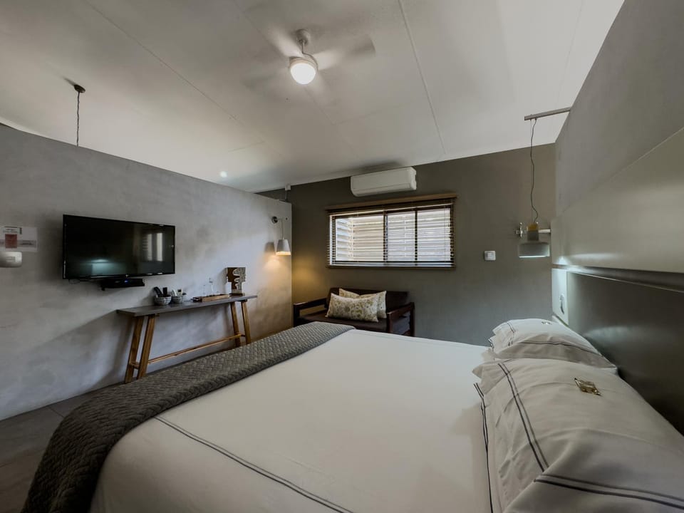 Birds Babble Self Catering Bed and Breakfast in South Africa