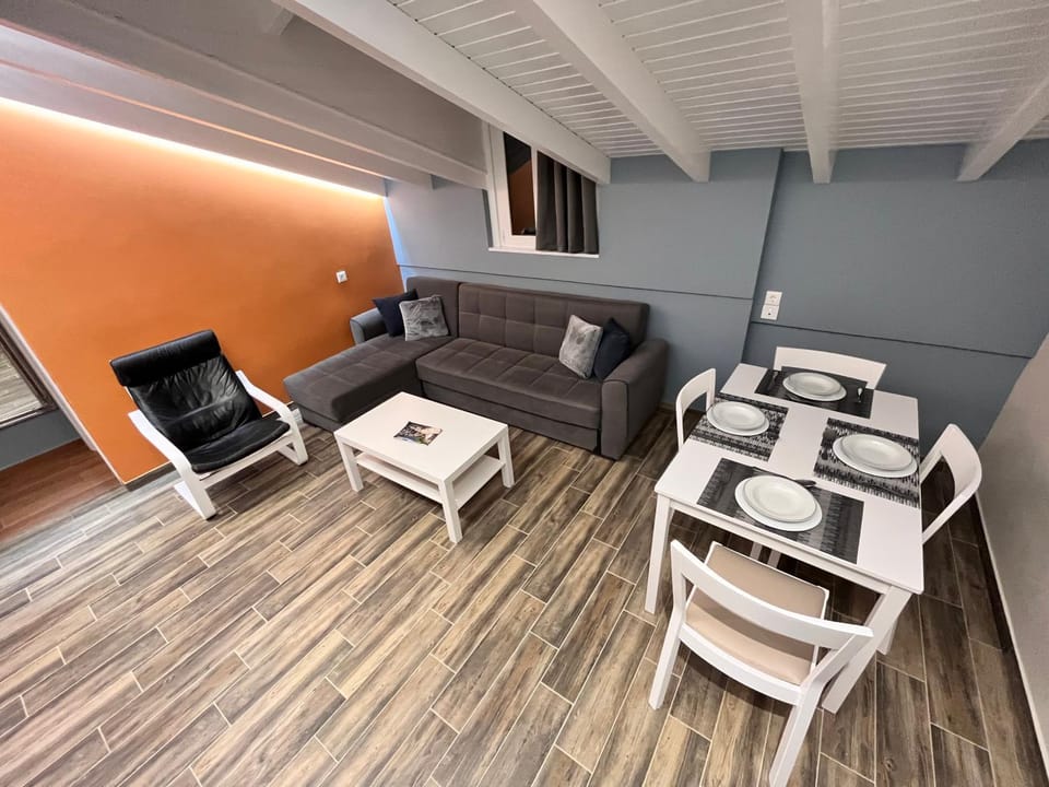 Living room, Seating area, Dining area