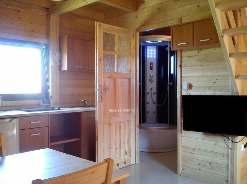 Bathroom, TV and multimedia, Kitchen or kitchenette