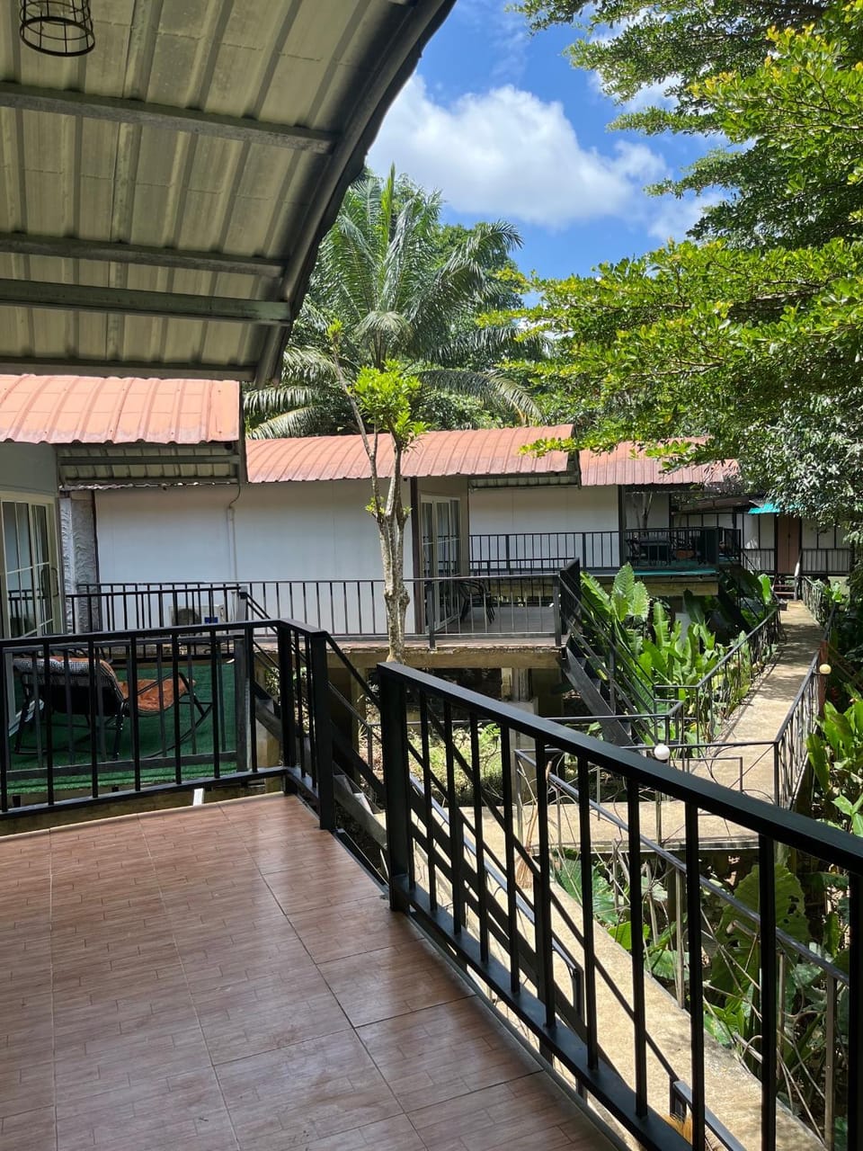 Khaosok River Camp Campground/ 
RV Resort in Khlong Sok