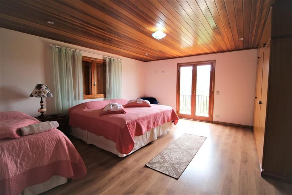 Recanto Cantinho do Céu Suítes Vacation rental in Campos do Jordão