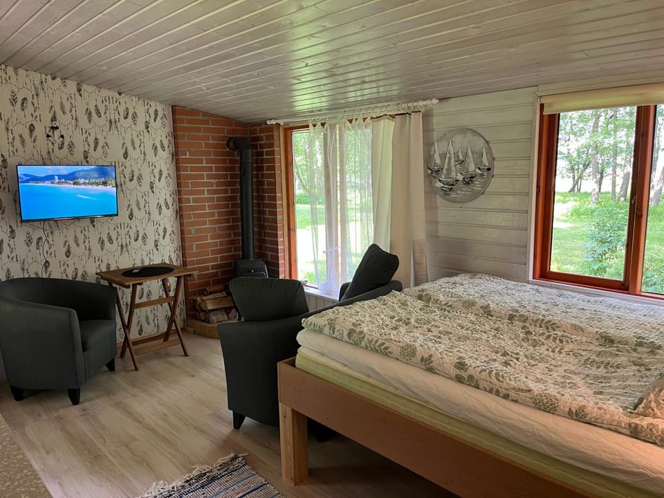 sun& relax- TINYHOUSE House in Harju County, Estonia