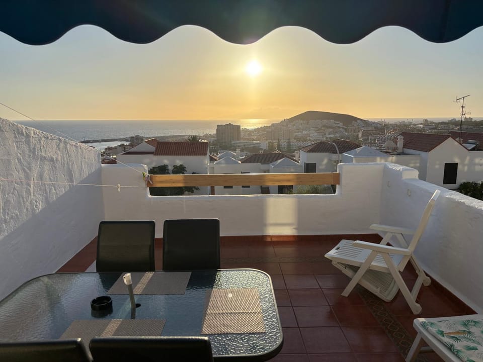Balcony/Terrace, Sea view, Sunset