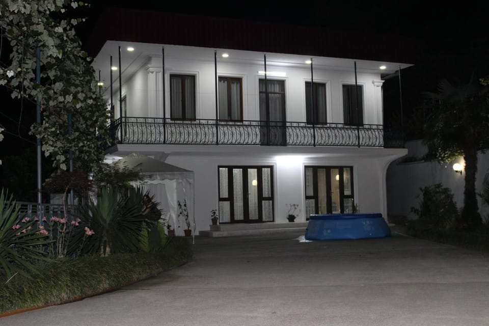 Inner courtyard view