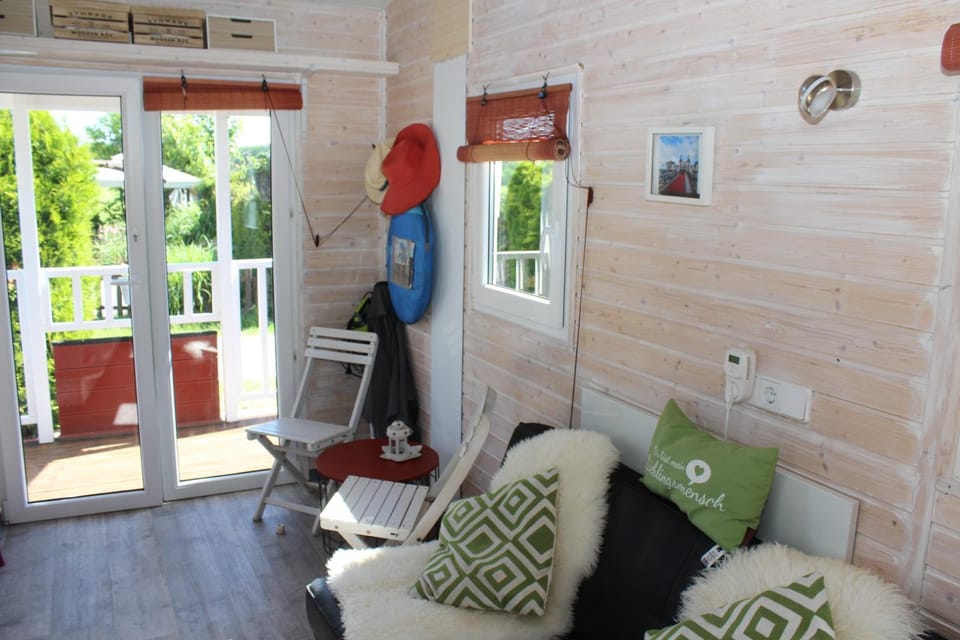 Living room, Photo of the whole room, Seating area