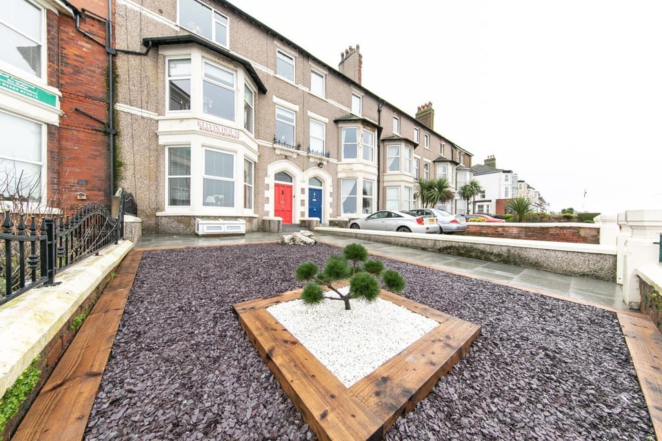 Property building, Sea view