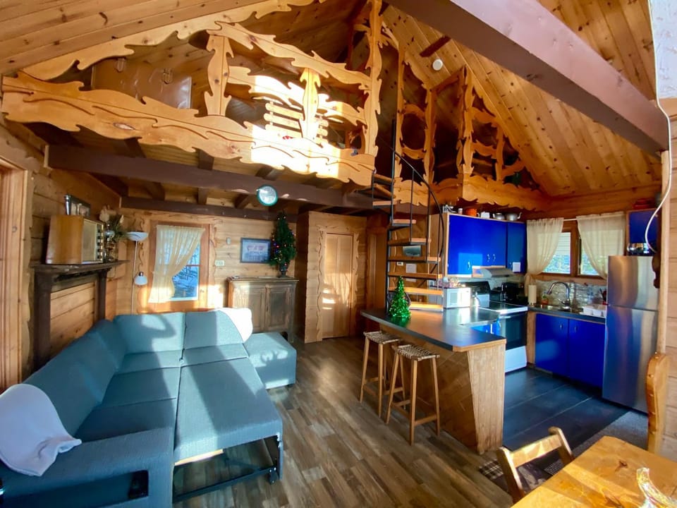 Le petit chalet sur le lac Chalet in Quebec