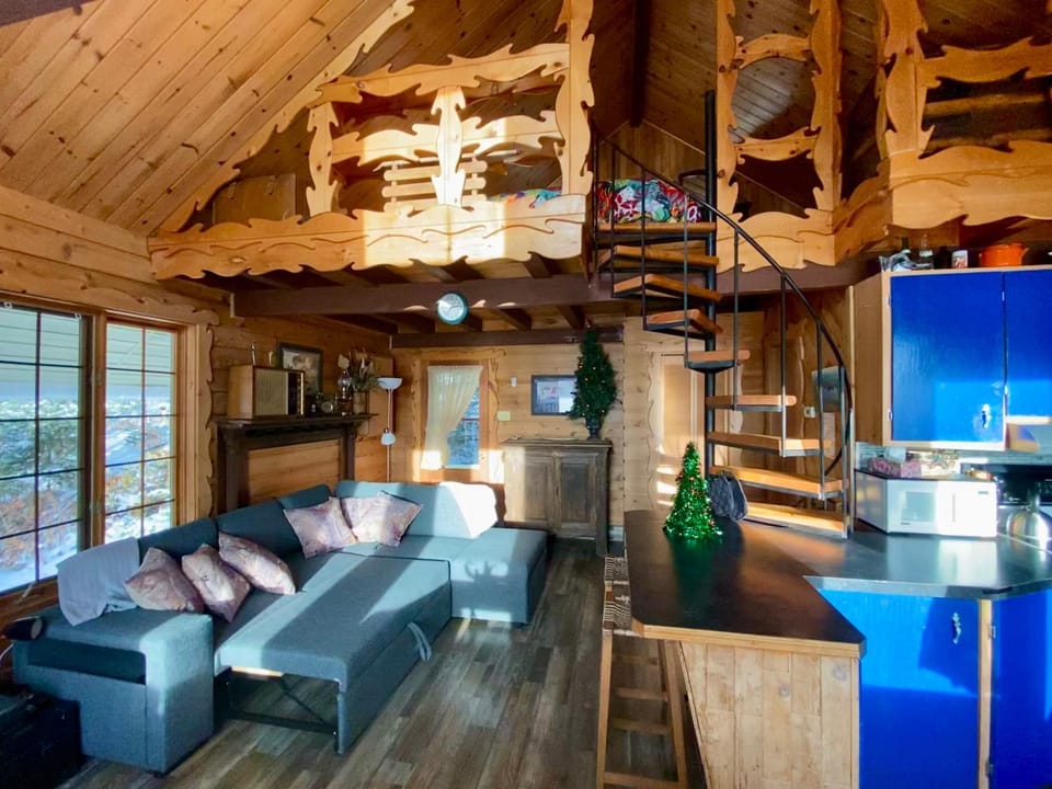Le petit chalet sur le lac Chalet in Quebec