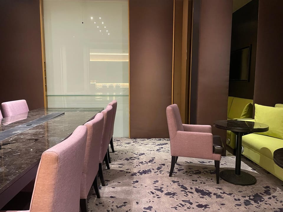 Meeting/conference room