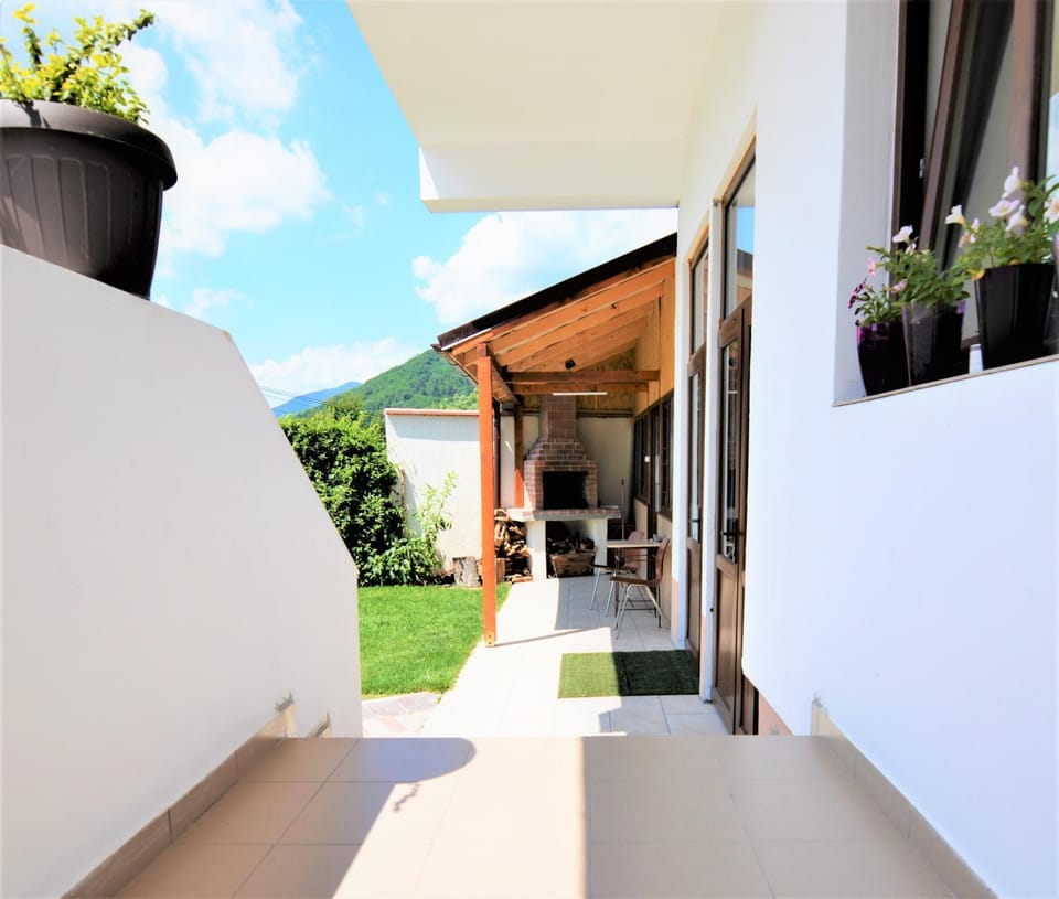Casa Miraj Vacation rental in Romania