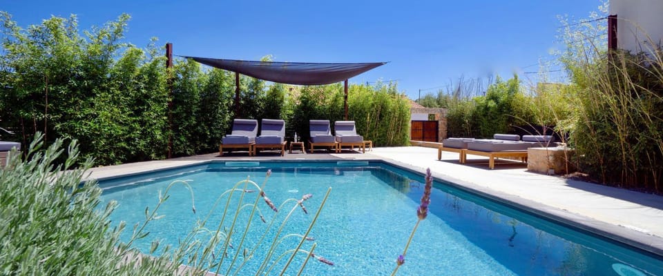 Swimming pool, Swimming pool