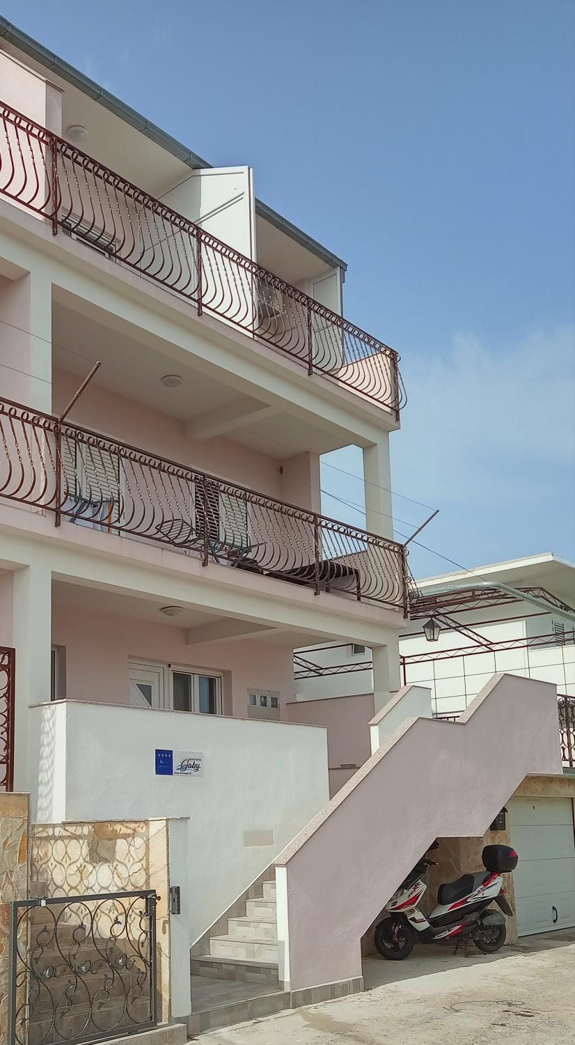 Apartmani Gaby Bed and Breakfast in Šibenik-Knin County, Croatia