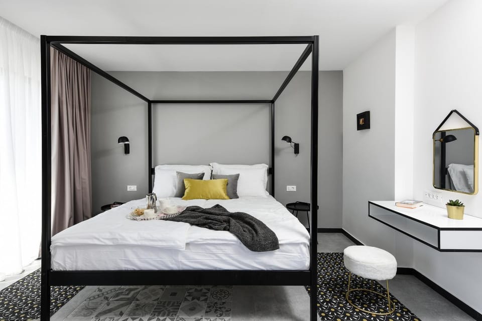 Bed, Bedroom