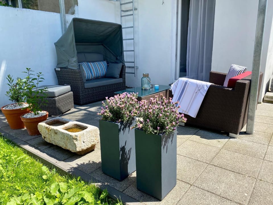 Property building, Balcony/Terrace