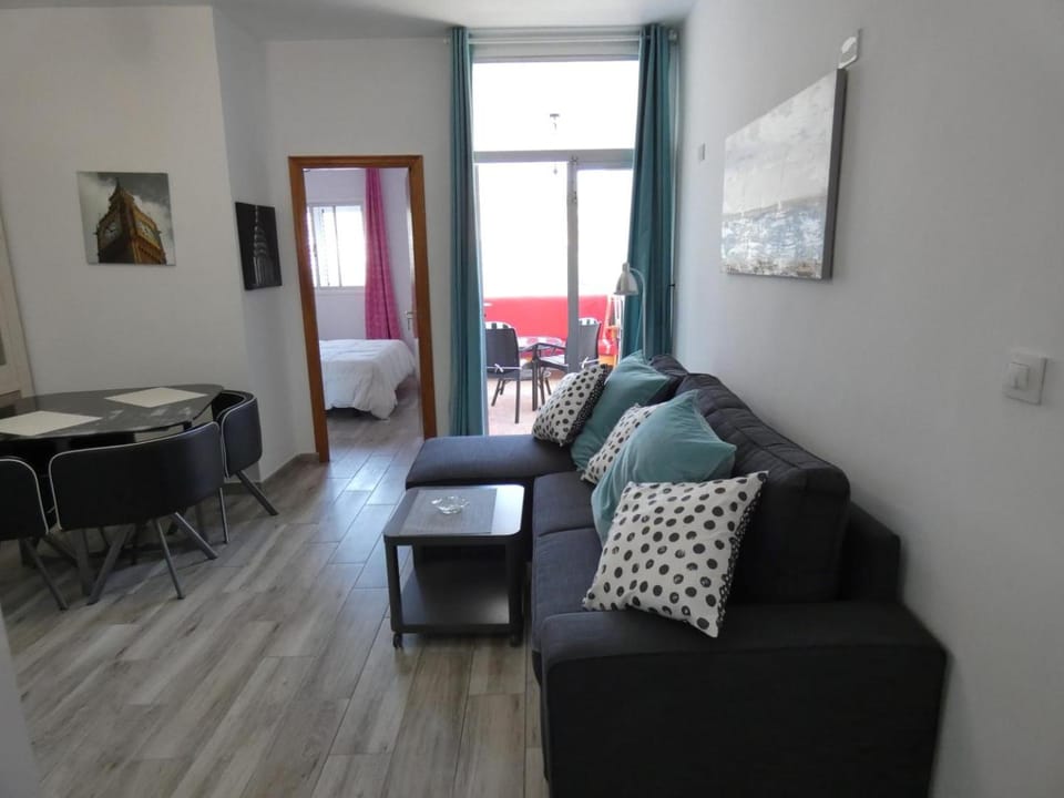 Balcony/Terrace, Living room, Seating area, Bedroom