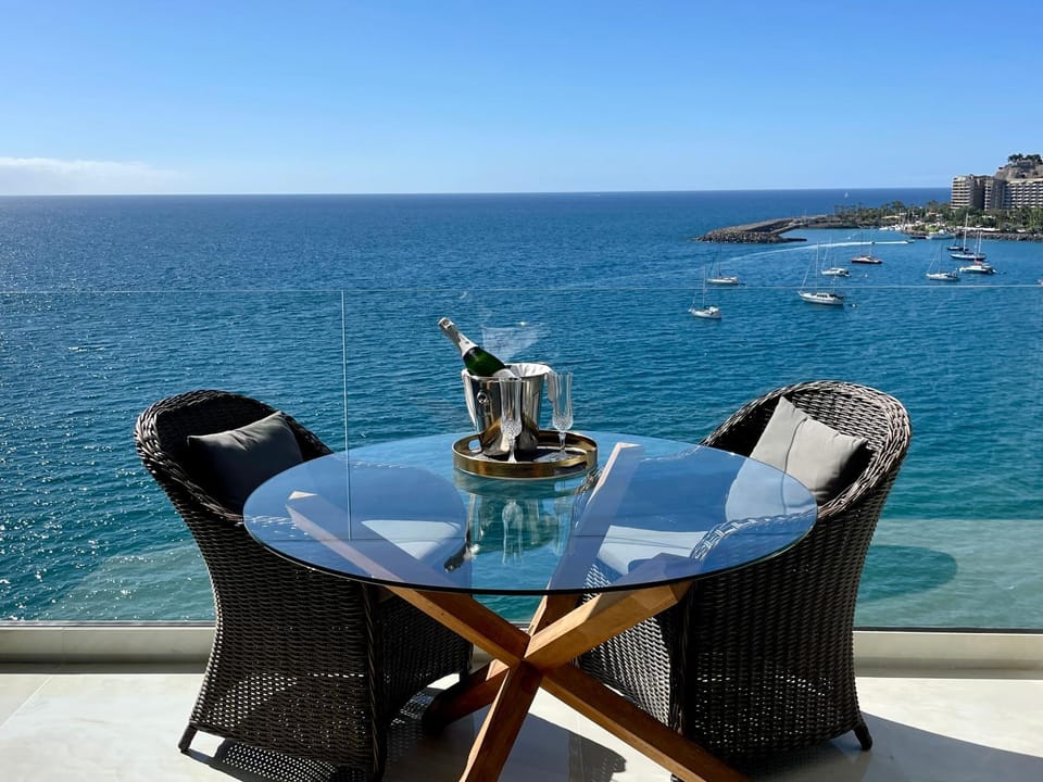 Day, Natural landscape, View (from property/room), Balcony/Terrace, Seating area, Sea view