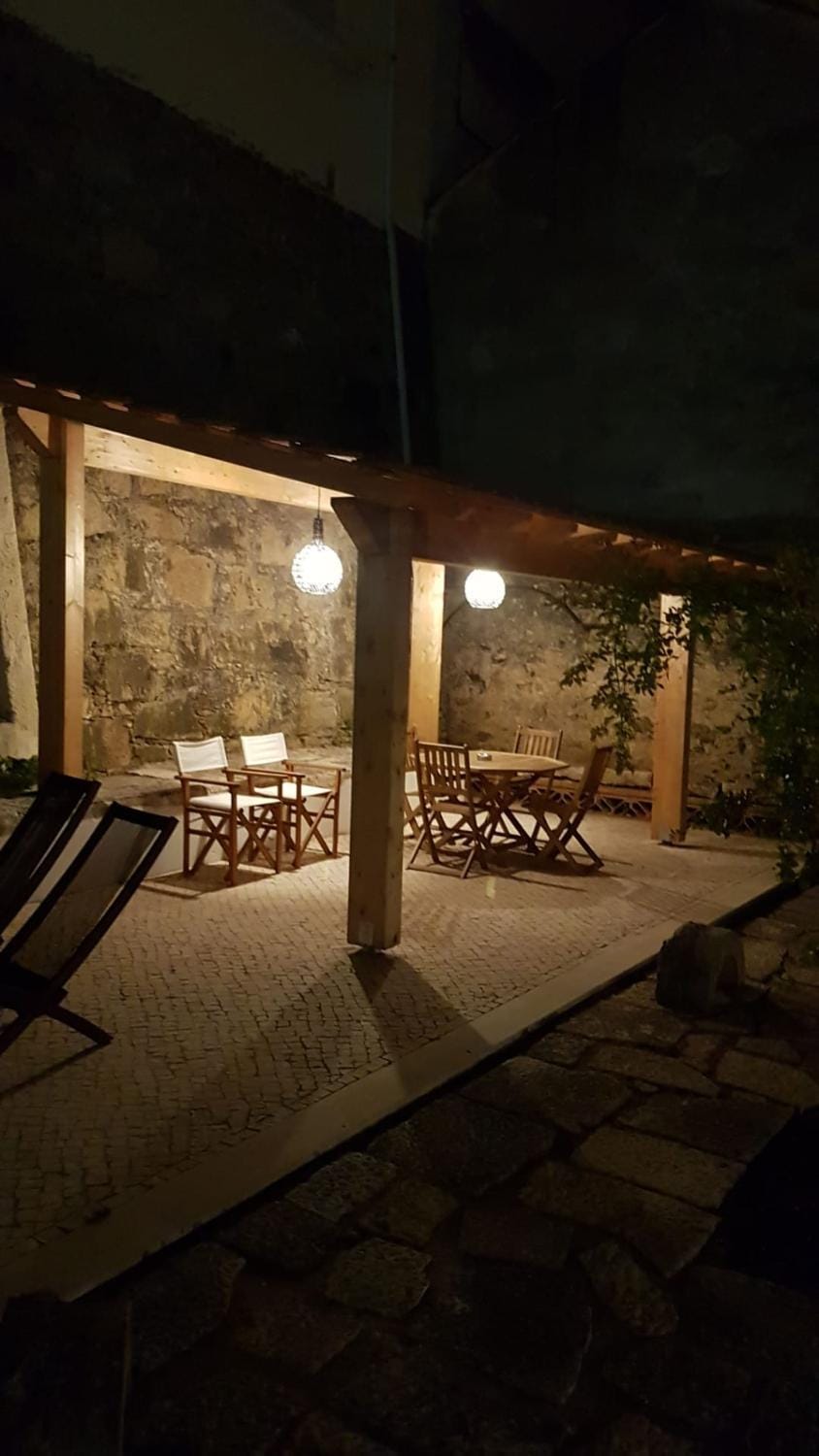 Patio, Area and facilities
