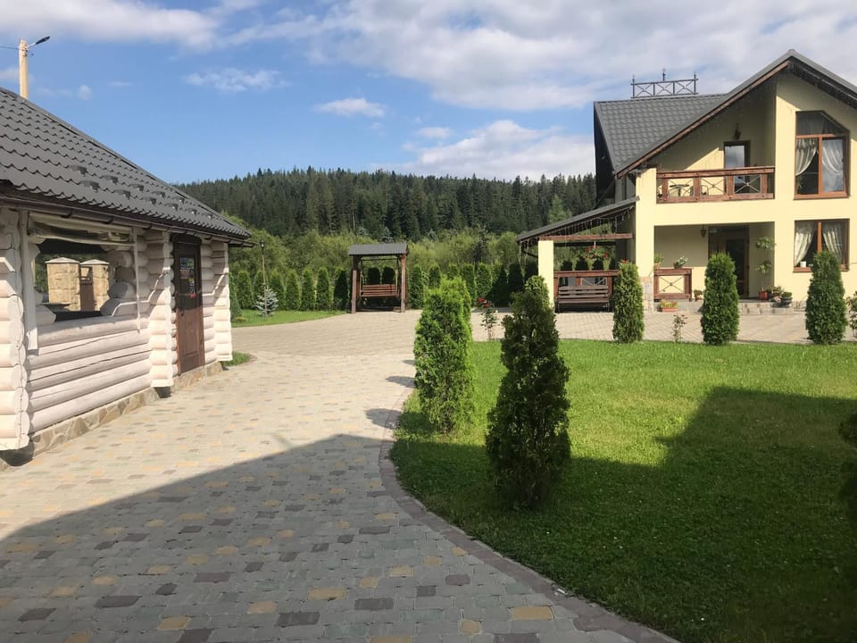Mountain view, Area and facilities