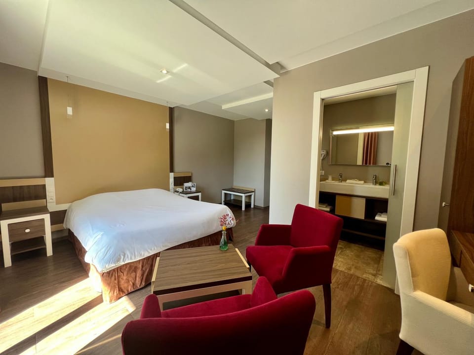 Photo of the whole room
