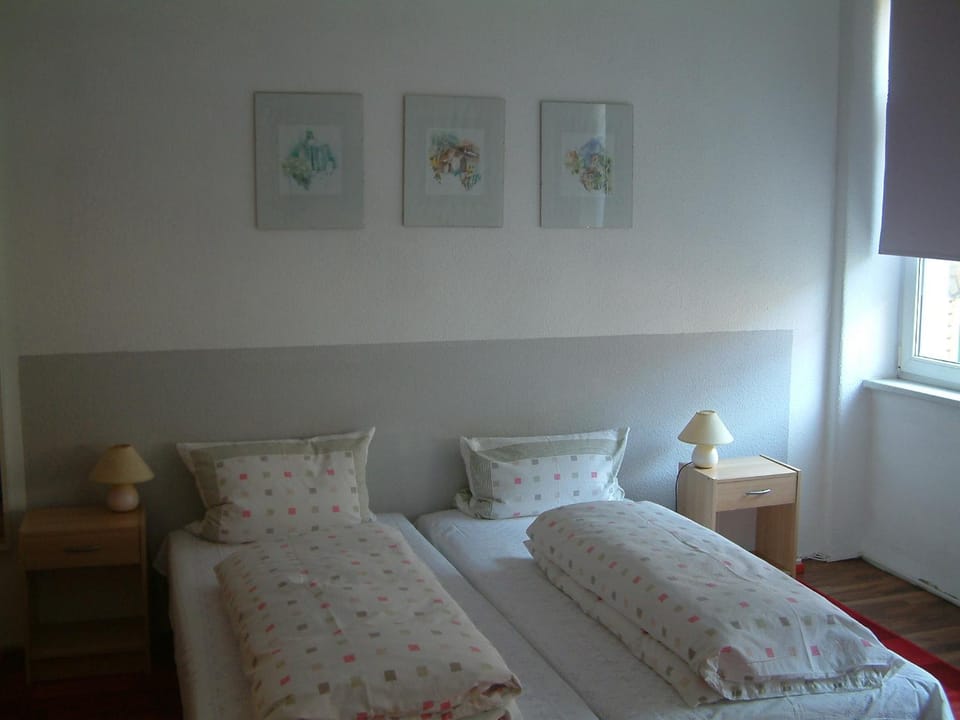 Pension Olé Bed and Breakfast in Dresden-Neustadt